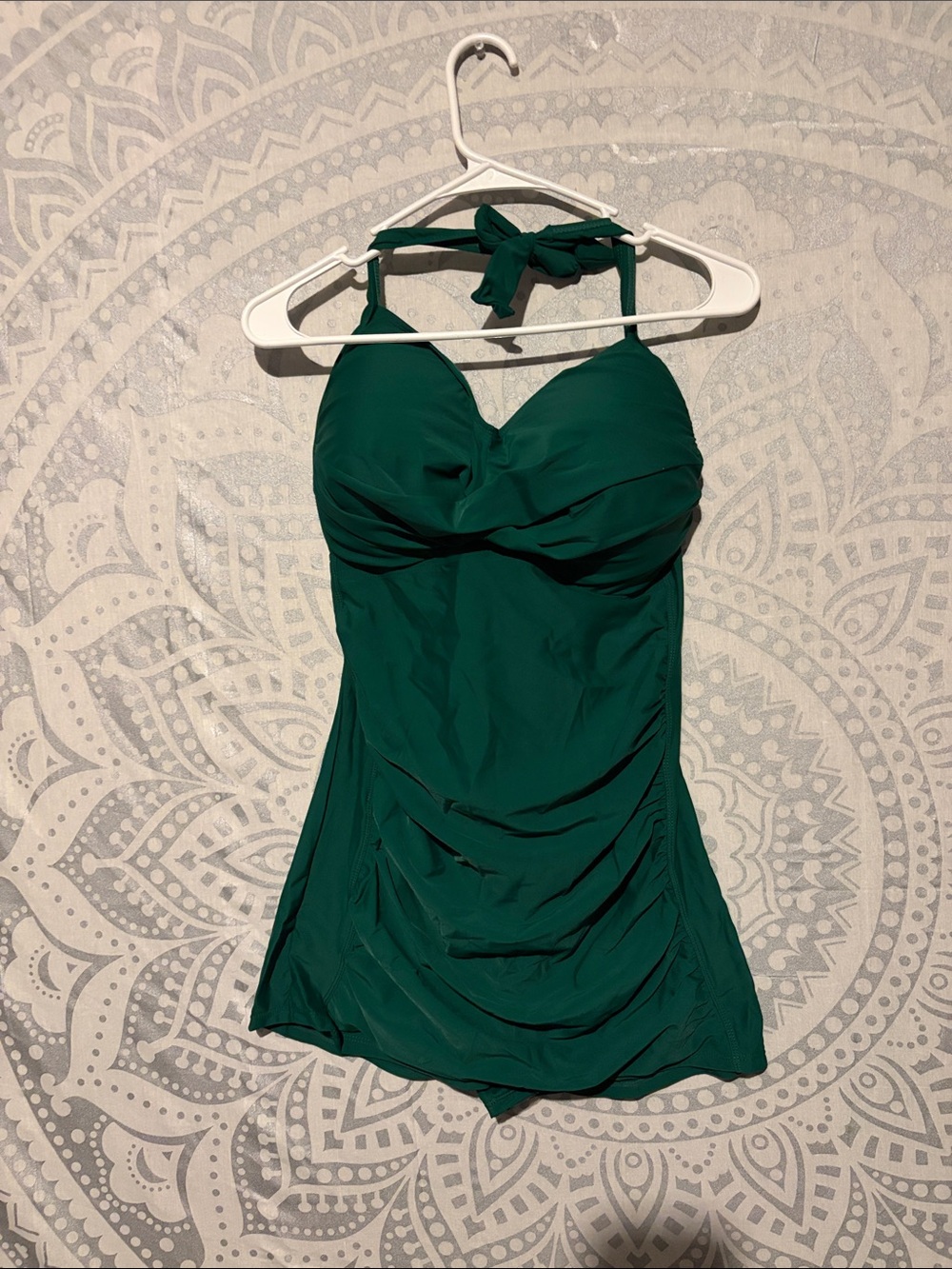 Plus Size 6XL green Twist Front Swimdress Halter Neck Ruched Swimsuit NWOT